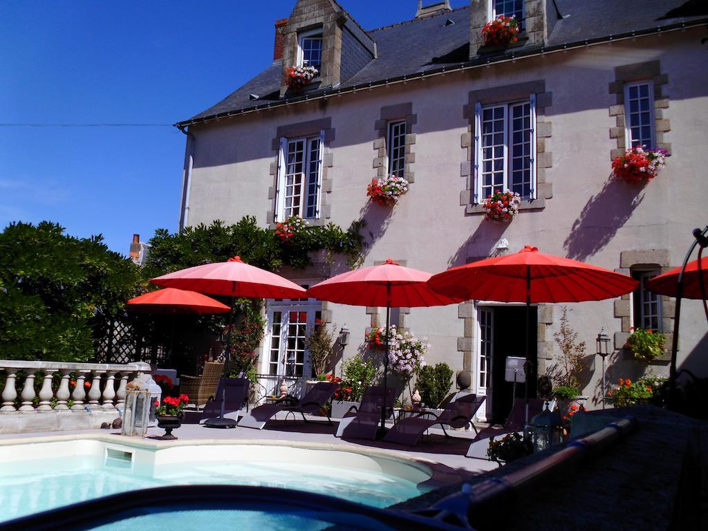 Le Petit Chateau - Tiffauges Proche Puy Dufou Exterior foto